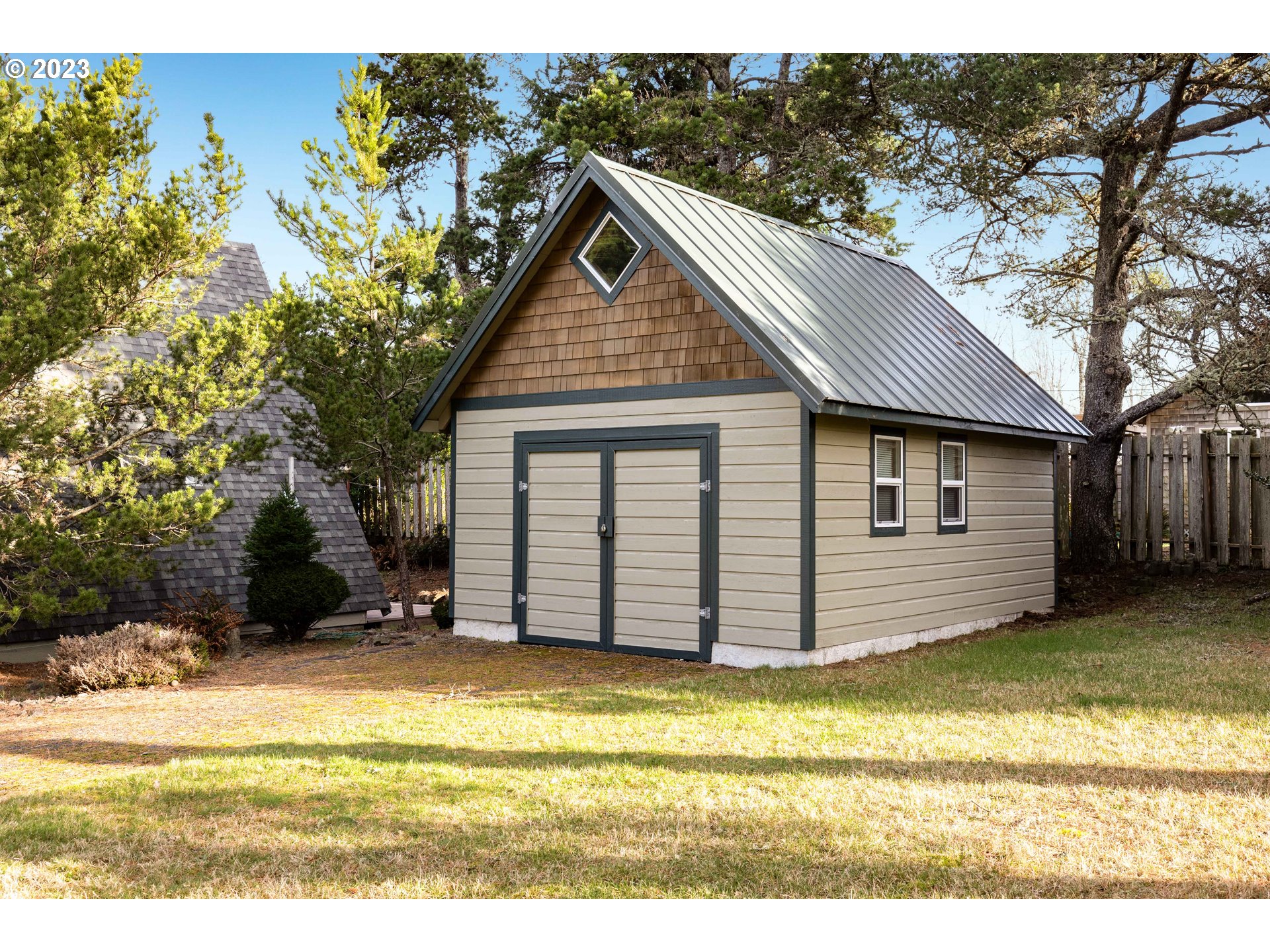 90691 Clark Road Warrenton, OR 97146 - Photo 6 of 32 Gallery Image 6