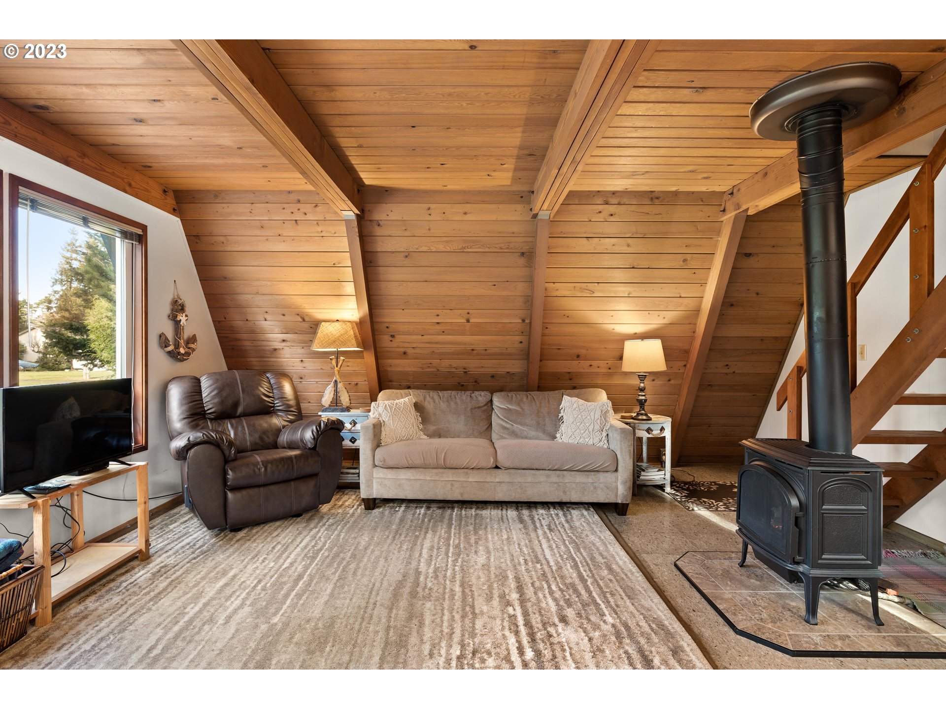 90691 Clark Road Warrenton, OR 97146 - Photo 7 of 32 Gallery Image 7