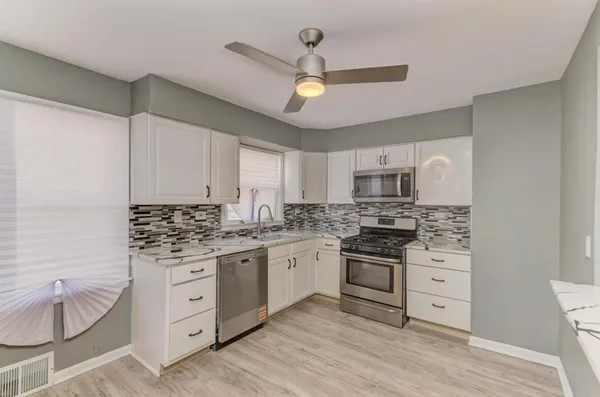 $205,000 | 353 West Hickory Street, Chicago Heights, IL 60411