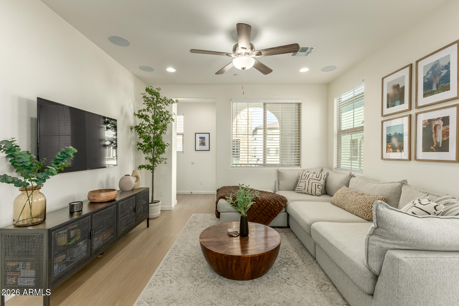 1734 East Hampton Lane Gilbert, AZ 85295 - Photo 6 of 35 06-Hampton