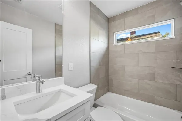 $399,980 | 701 2nd Street Southeast, Largo, FL 33770