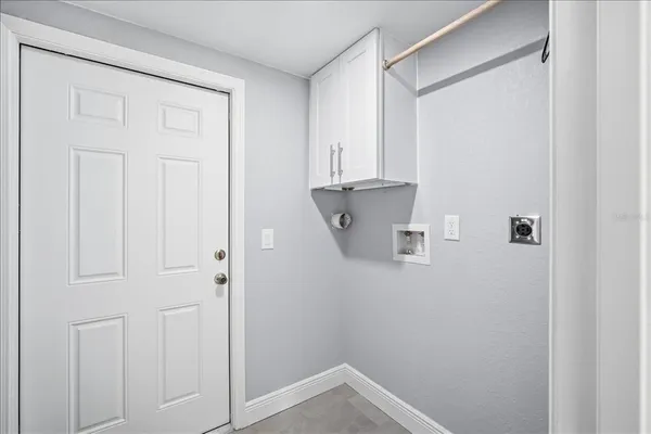 $399,980 | 701 2nd Street Southeast, Largo, FL 33770