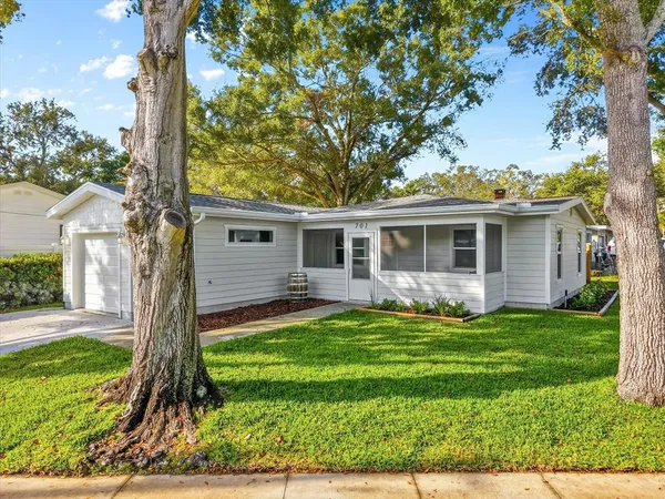 $399,980 | 701 2nd Street Southeast, Largo, FL 33770