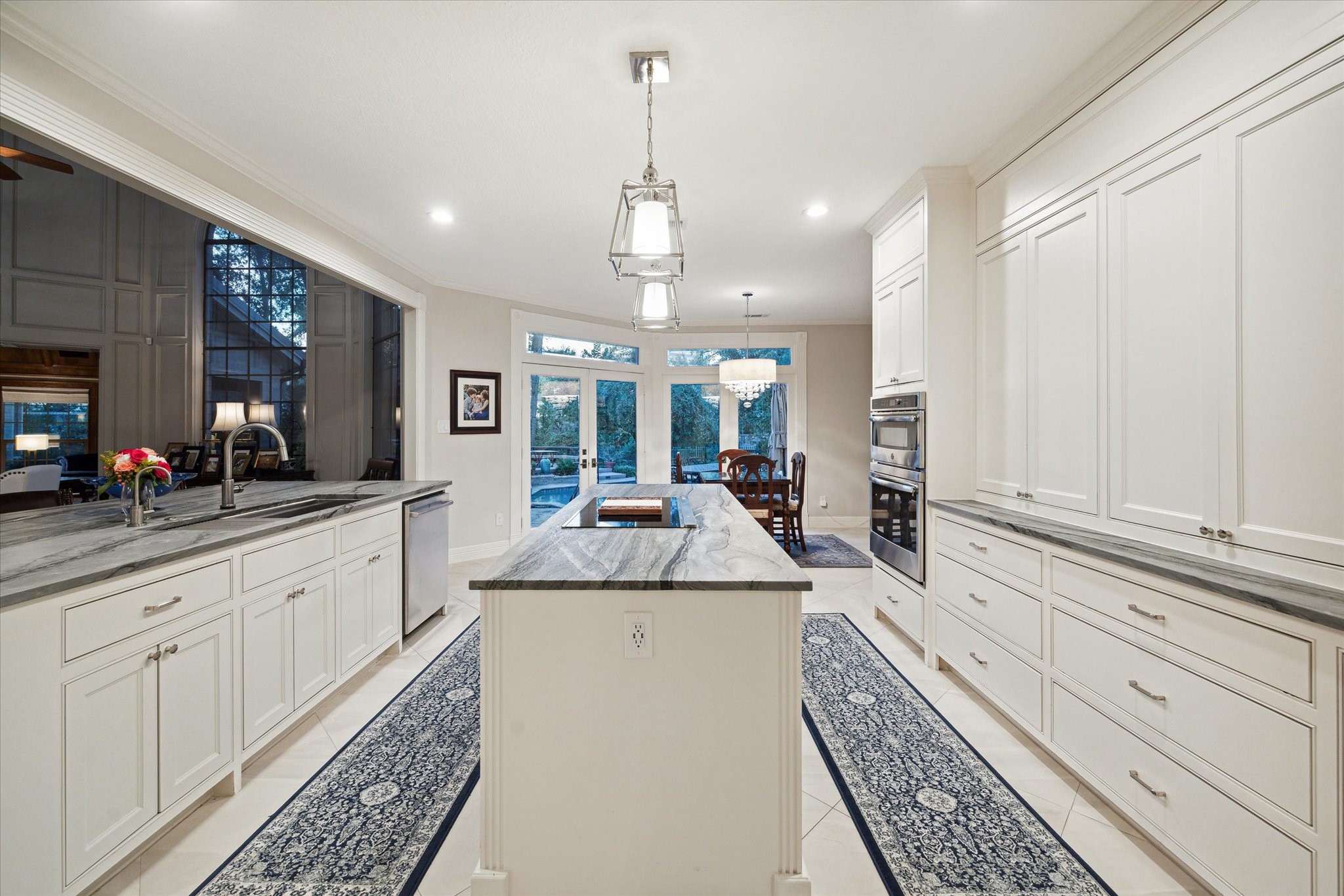 15406 Old Stone Trail Houston, TX 77079 - Photo 16 of 42