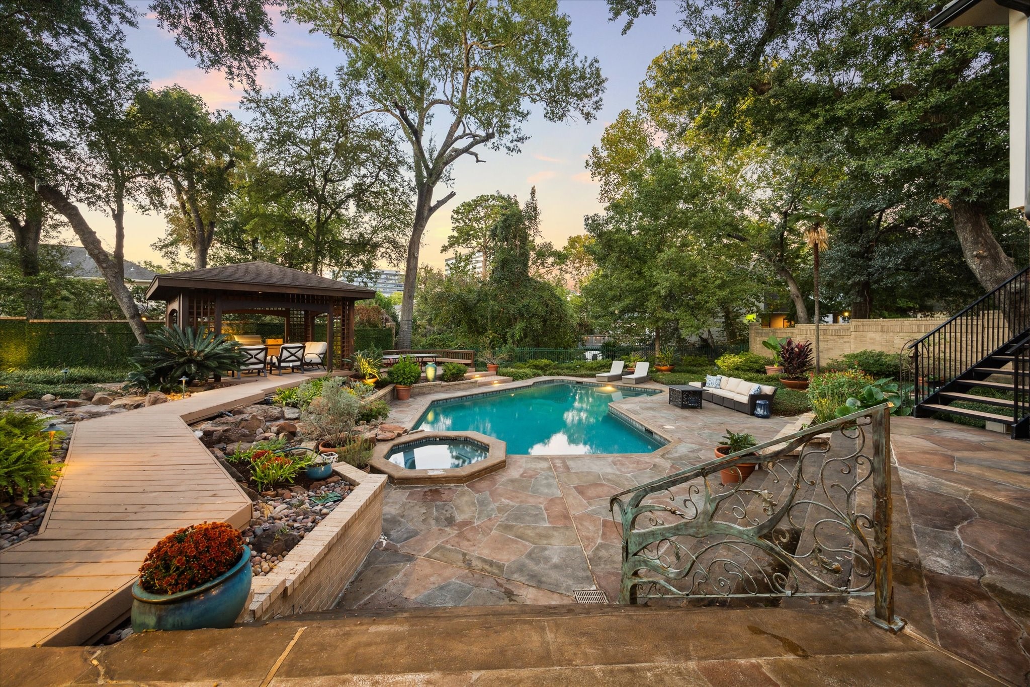 15406 Old Stone Trail Houston, TX 77079 - Photo 31 of 42