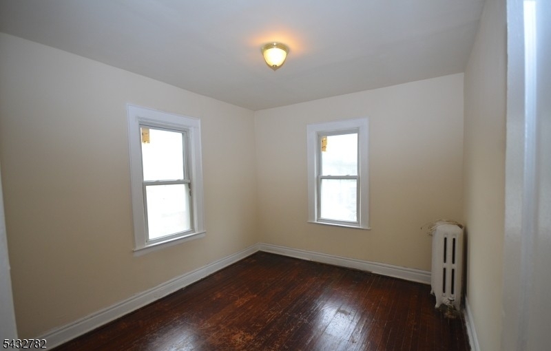 30 Goodwin Avenue Newark, NJ 07112 - Photo 7 of 11