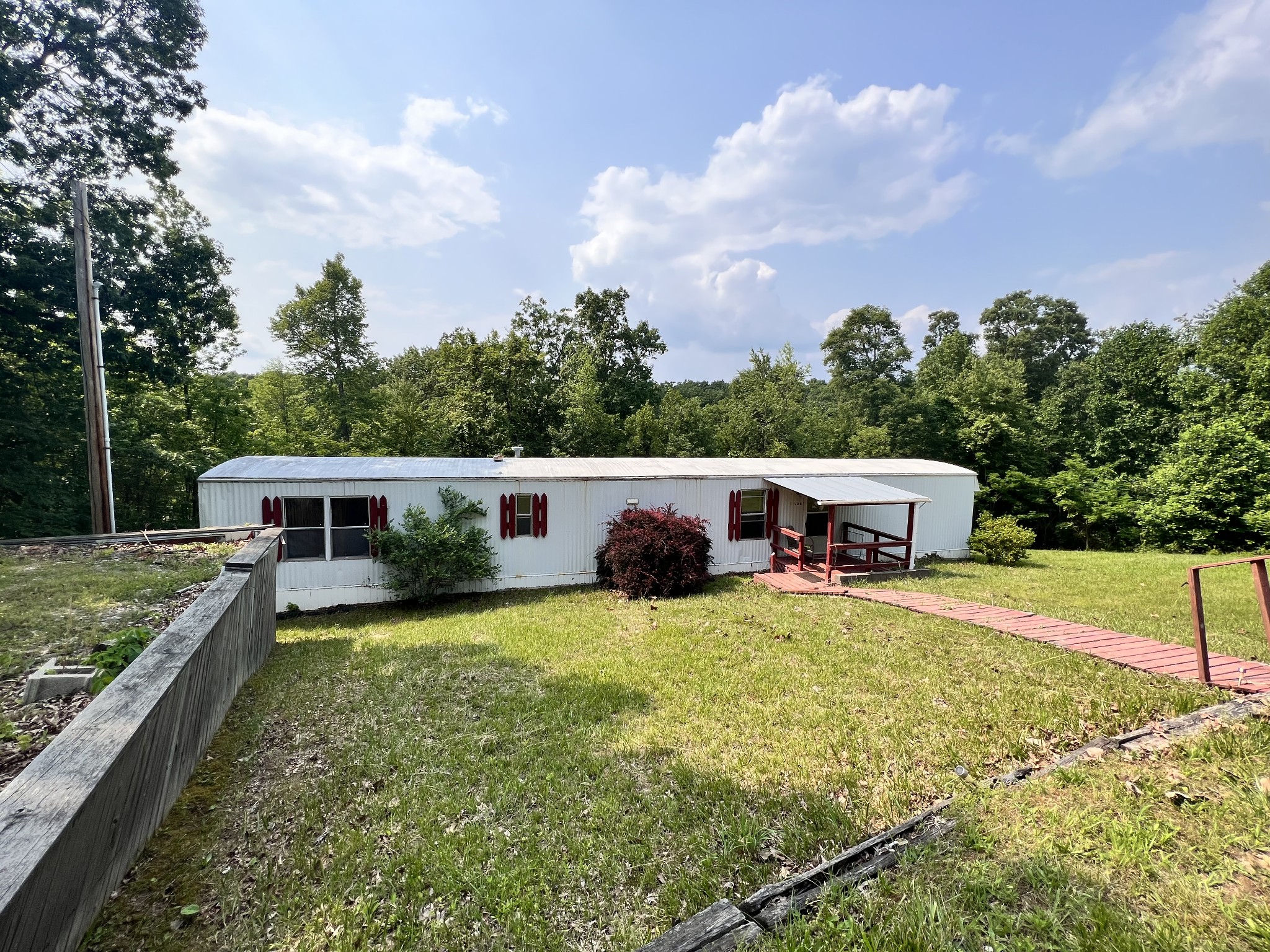 786 Brownfield Road Dover, TN 37058 - Photo 2 of 19 Gallery Image 2
