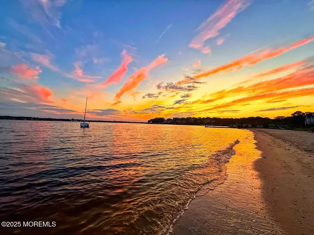 $799,900 | 50 Breton Harbor Drive, Toms River, NJ 08753