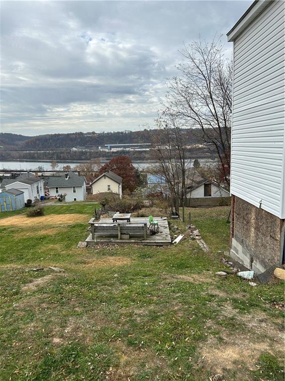 a view of a lake with houses