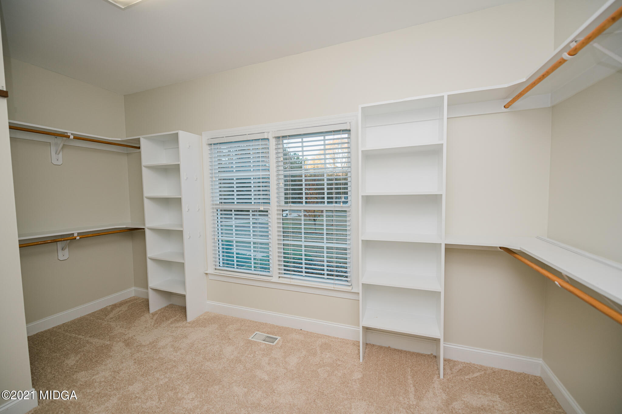 116 Hampton Ridge Road Macon, GA 31220 - Photo 32 of 77 a view of an empty room with a window