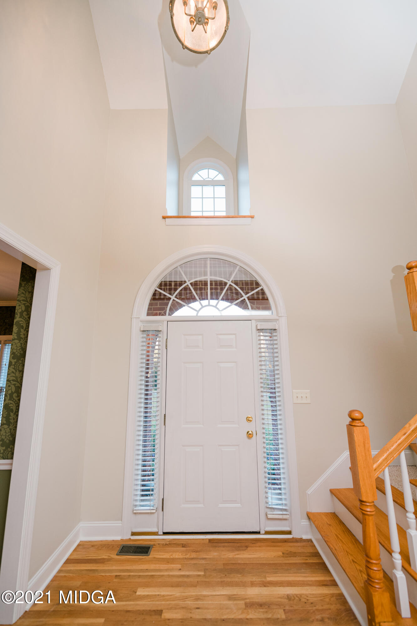 116 Hampton Ridge Road Macon, GA 31220 - Photo 7 of 77 a view of entryway with wooden floor