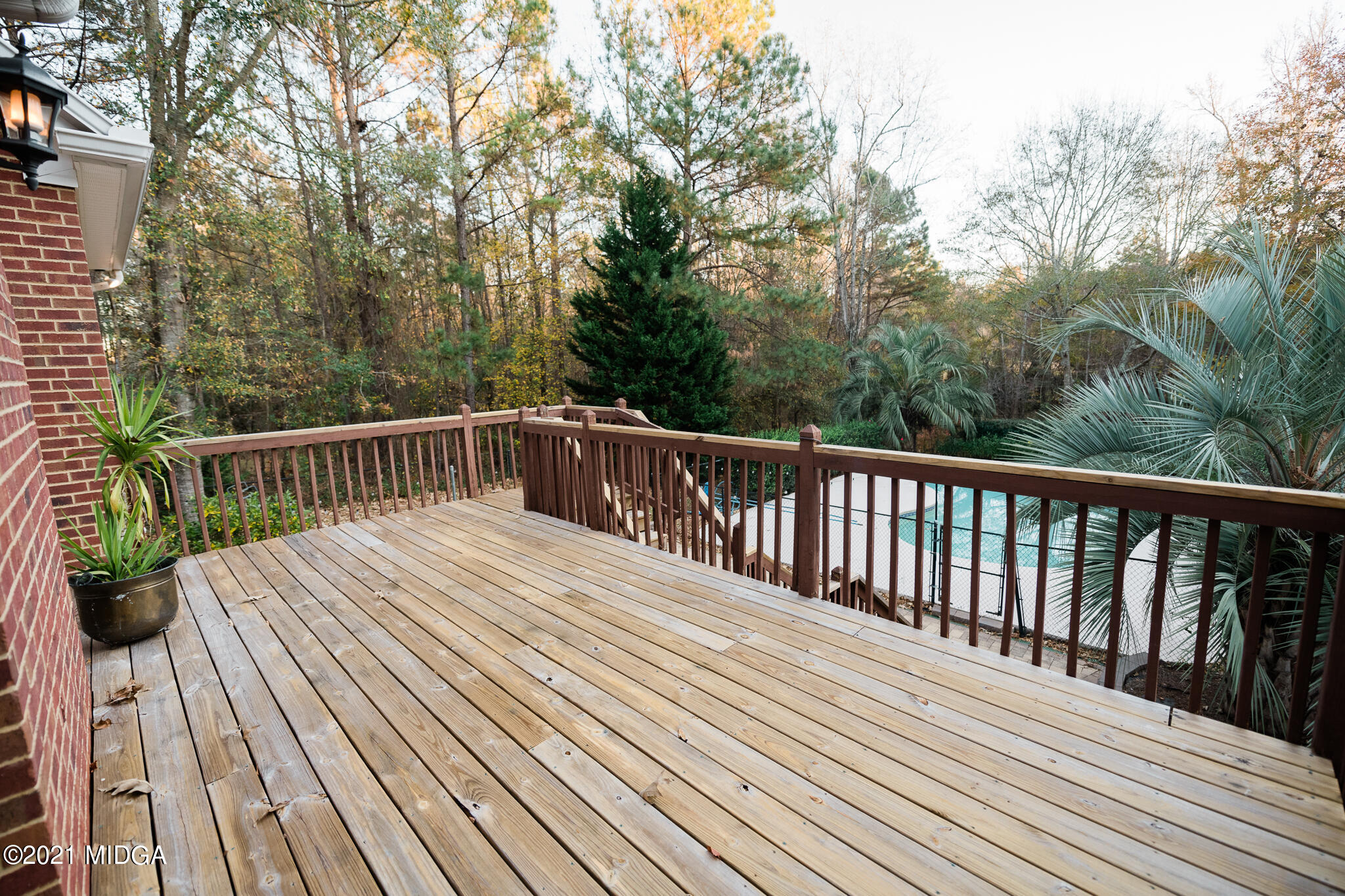 116 Hampton Ridge Road Macon, GA 31220 - Photo 68 of 77 a view of balcony with wooden floor and fence