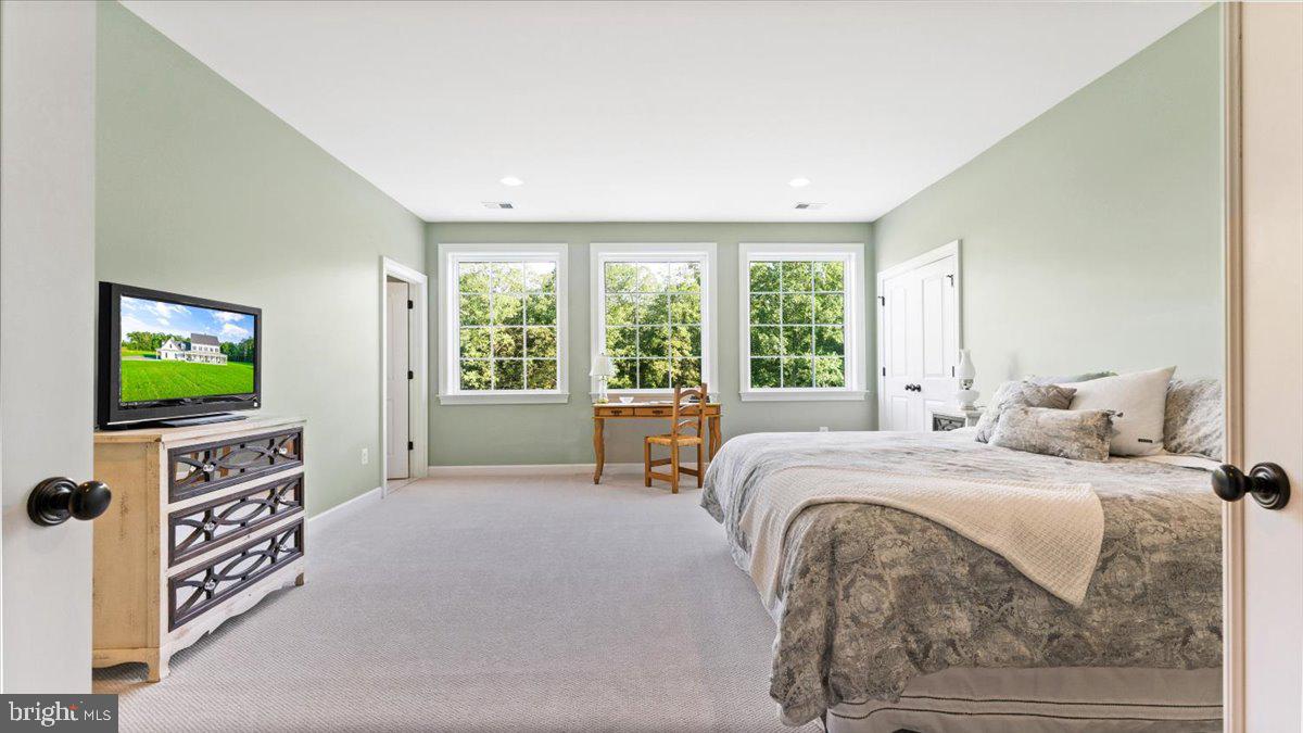 43211 Lucketts Road Leesburg, VA 20176 - Photo 33 of 73 Gallery Image 33