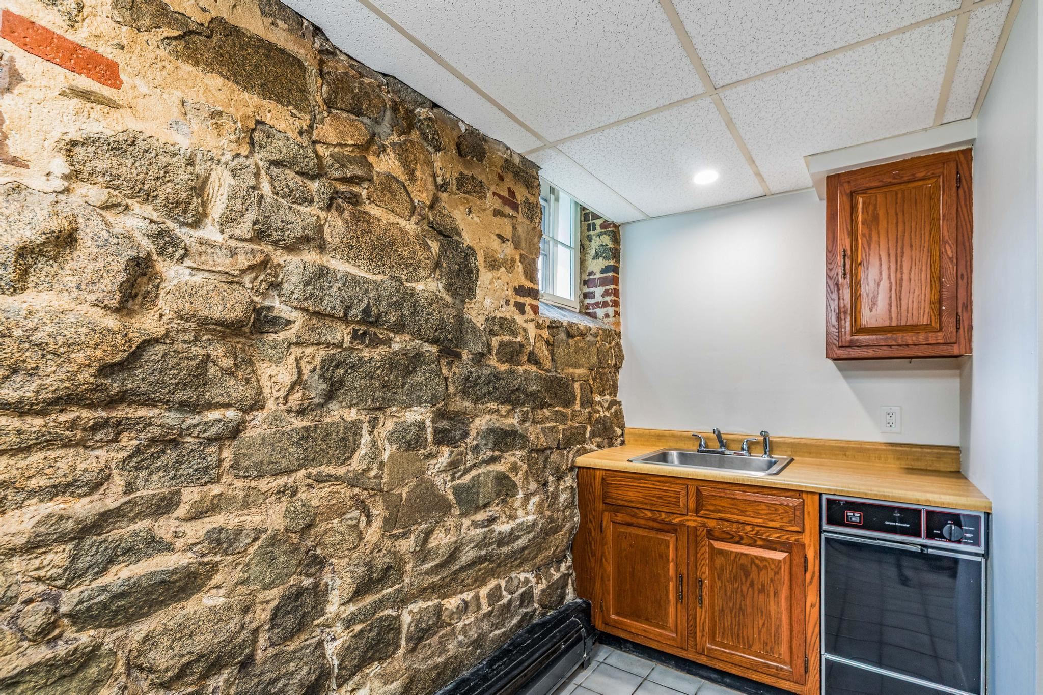 145 Middle Street Portsmouth, NH 03801 - Photo 12 of 29 Gallery Image 12