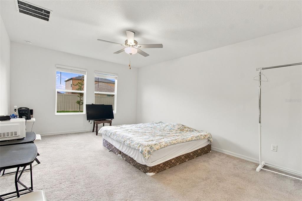 2013 Lanier Road Zephyrhills, FL 33541 - Photo 10 of 21 Gallery Image 10