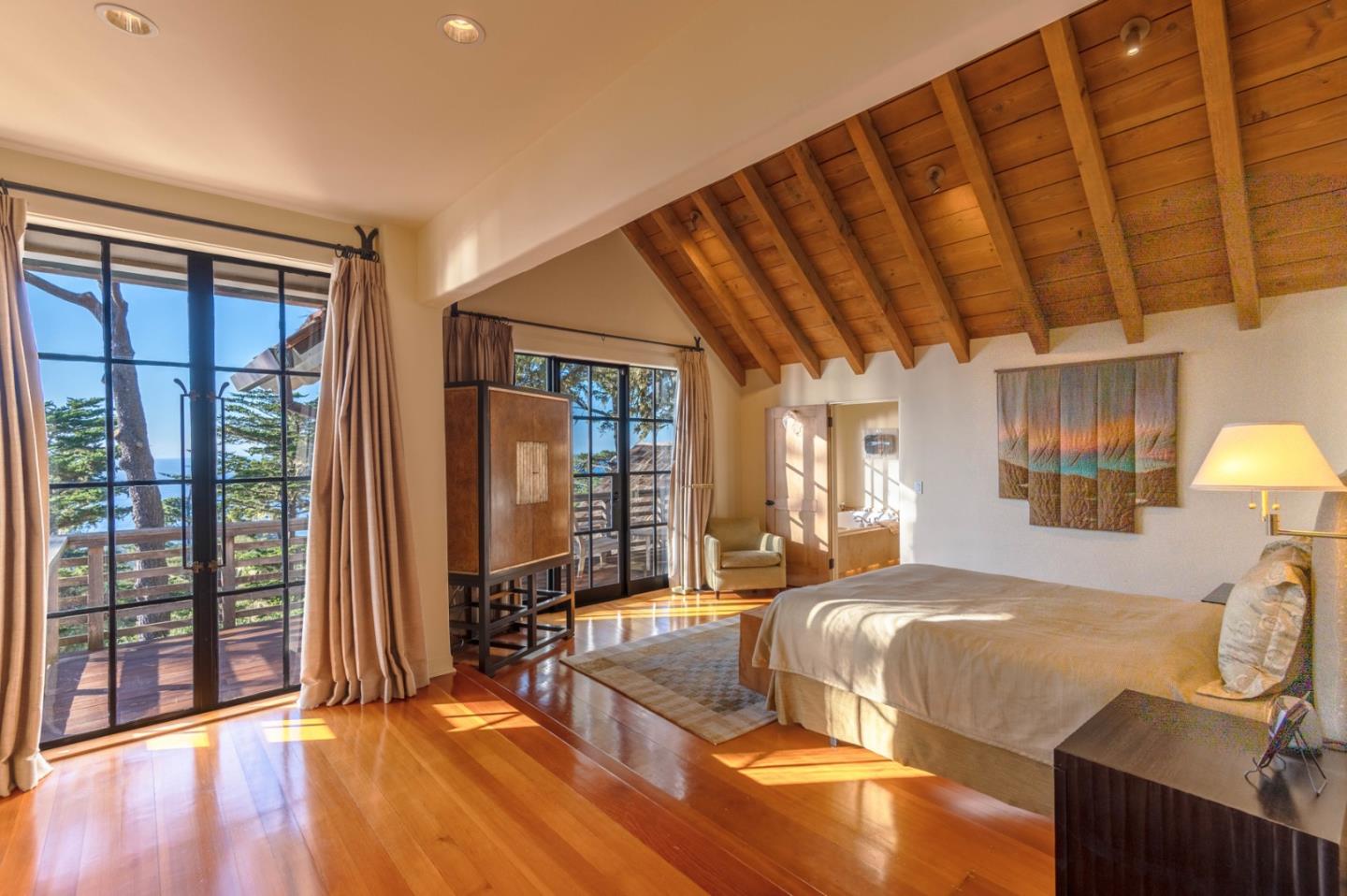 213 Crest Road Carmel, CA 93923 - Photo 11 of 20 Gallery Image 11