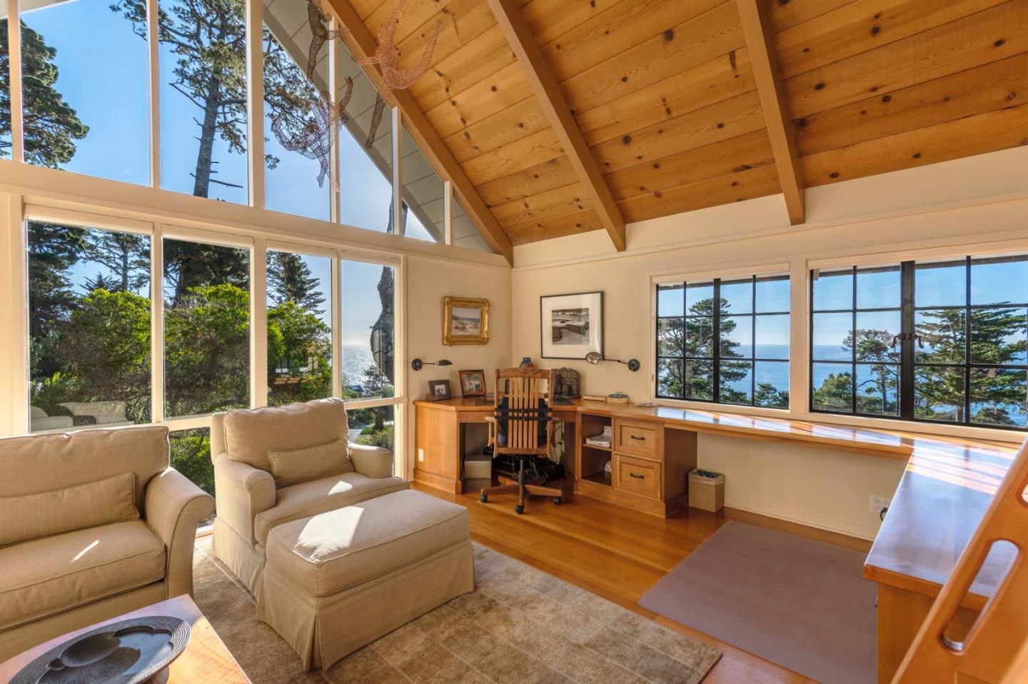 213 Crest Road Carmel, CA 93923 - Photo 17 of 20 Gallery Image 17