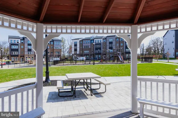 $3,995 | 9920 -B Sir Barton Way, Unit B, Laurel, MD 20723