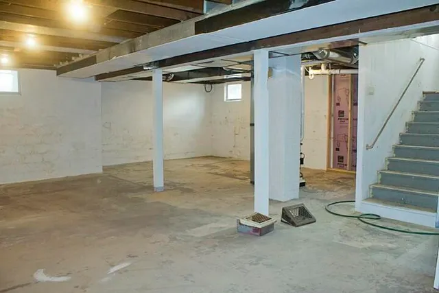 $190,000 | 307 New York Avenue, Dowagiac, MI 49047