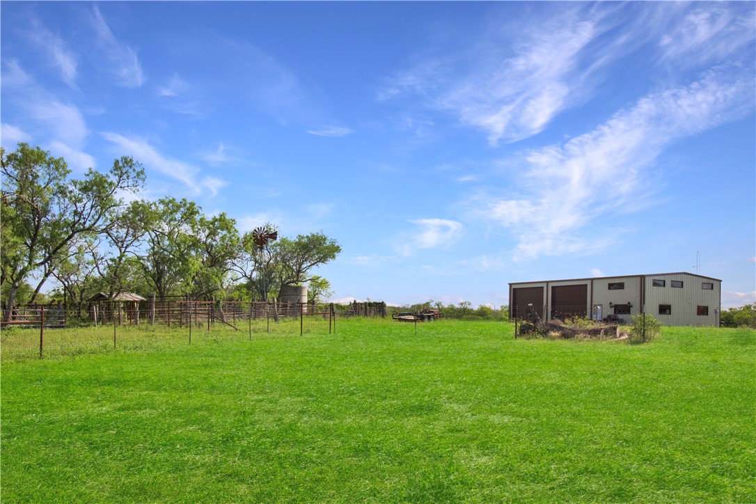4552 Mineral Cemetery Road Beeville, TX 78102 - Photo 22 of 31