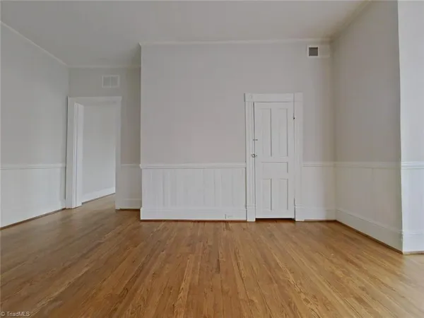 $2,700 | 304 Oakwood Street, High Point, NC 27262