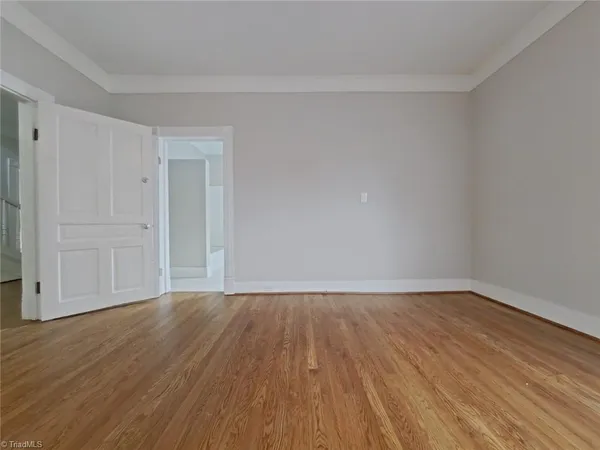 $2,700 | 304 Oakwood Street, High Point, NC 27262