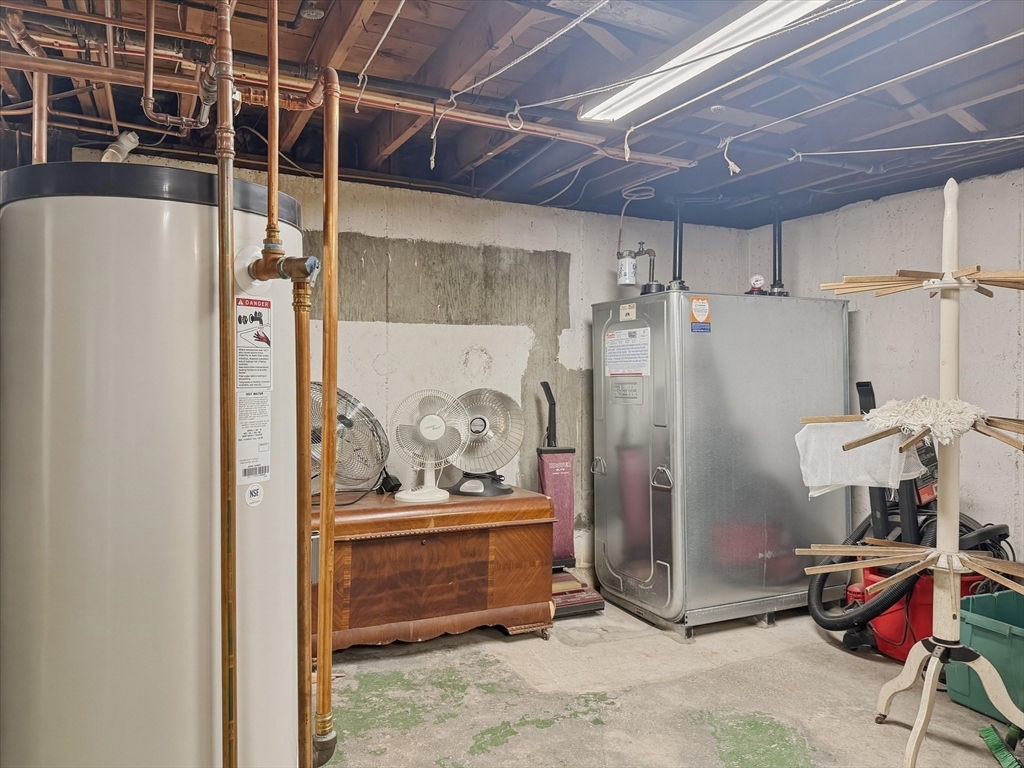 12 Cannon Rock Road Lynn, MA 01904 - Photo 27 of 42