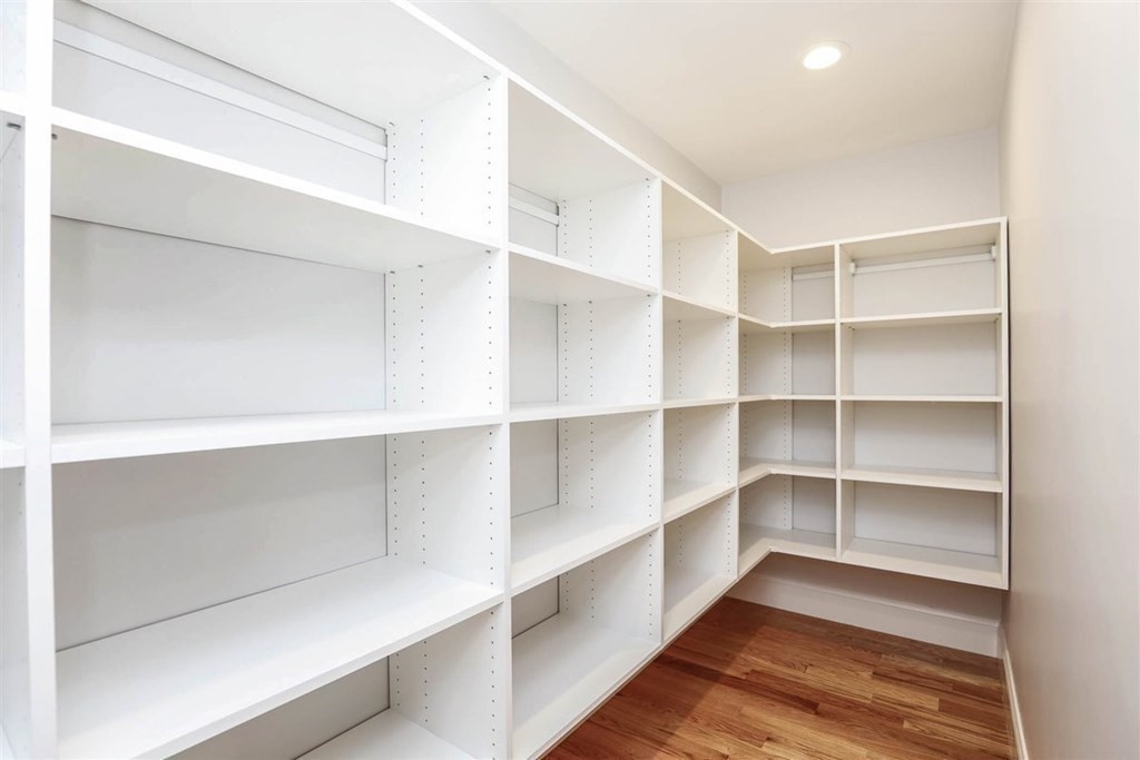 38 Wilmington Road Burlington, MA 01803 - Photo 27 of 39 Gallery Image 27