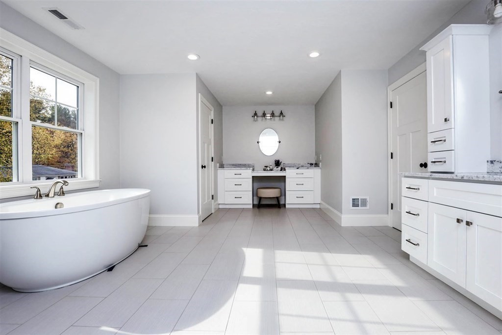 38 Wilmington Road Burlington, MA 01803 - Photo 30 of 39 Gallery Image 30