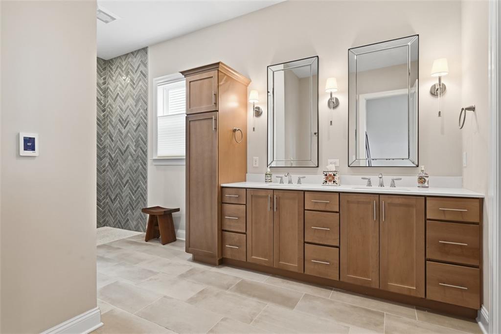 2017 Froman Drive Baden, PA 15005 - Photo 17 of 39