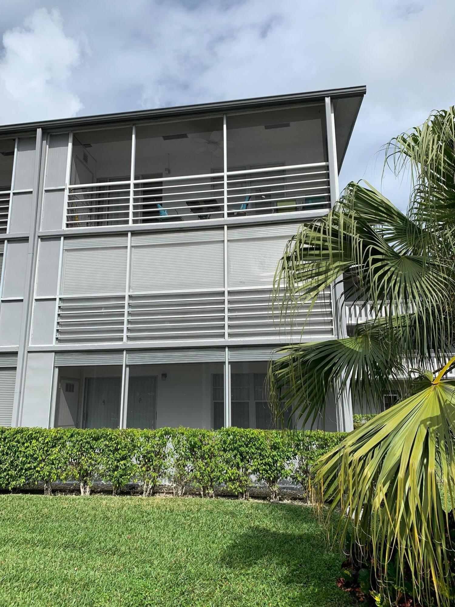 52 Suffolk B Boca Raton, FL 33434 - Photo 17 of 17 IMG_3107