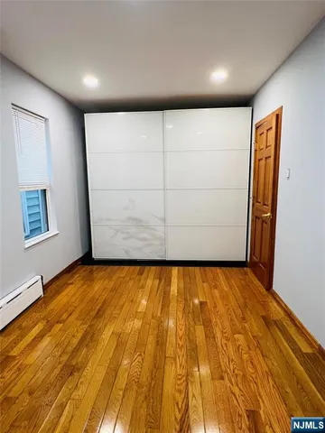 $1,970 | 190 Wallington Avenue, Unit 1, Wallington, NJ 07057