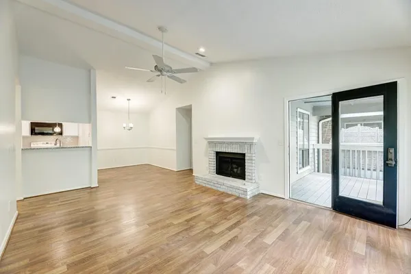 $1,900 | 529 Warm Springs Circle, Roswell, GA 30075