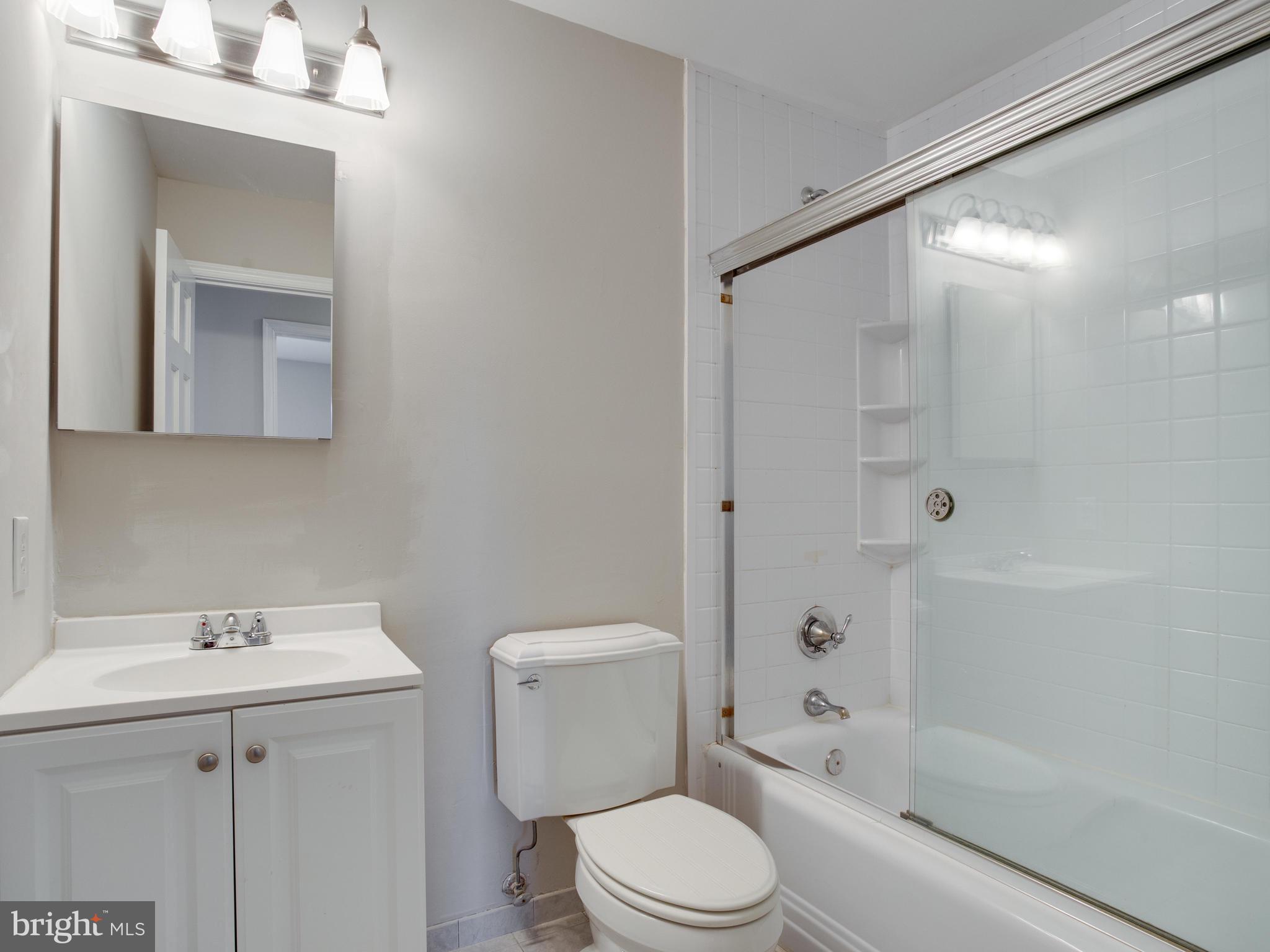 3510 Chaneyville Road Owings, MD 20736 - Photo 31 of 53 upper level hall bath