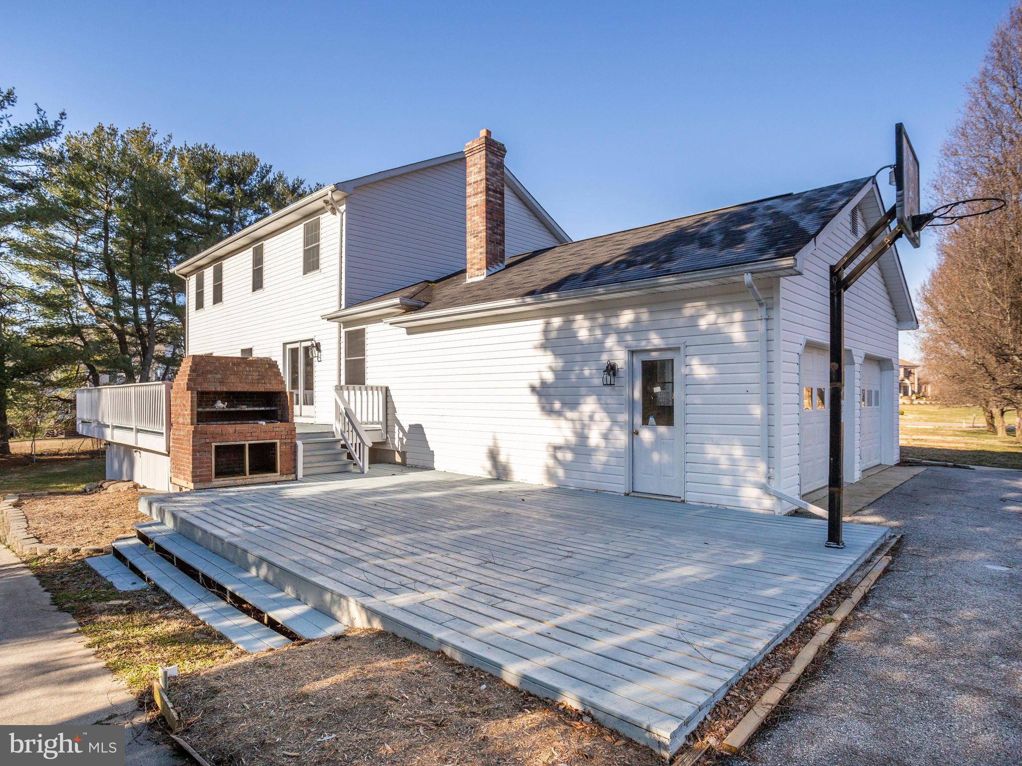 3510 Chaneyville Road Owings, MD 20736 - Photo 43 of 53 lower deck with brick grill