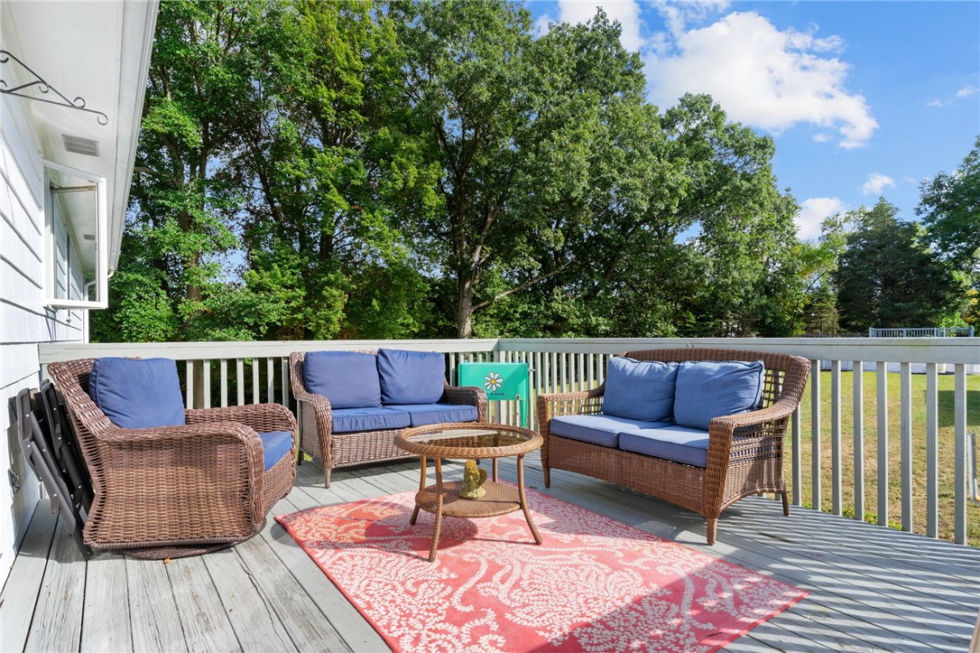 8 Granite Street Warwick, RI 02886 - Photo 11 of 37