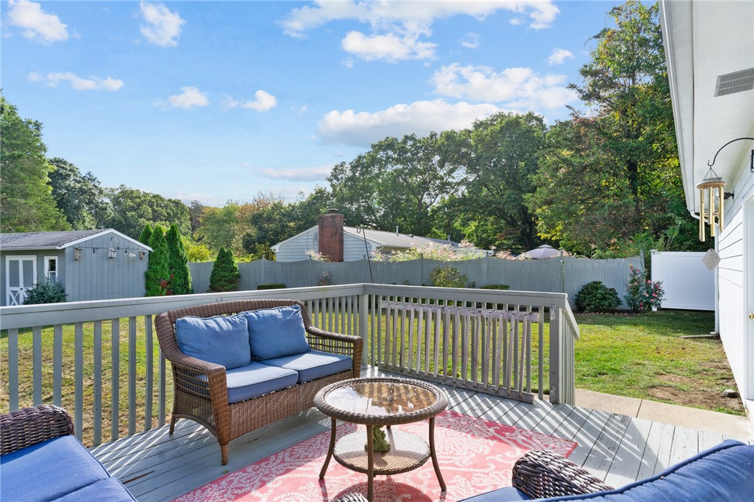 8 Granite Street Warwick, RI 02886 - Photo 12 of 37