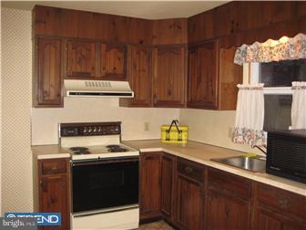 39 Waldron Road Allentown, NJ 08501 - Photo 2 of 12 Kitchen