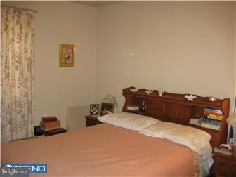 39 Waldron Road Allentown, NJ 08501 - Photo 7 of 12 Bedroom - Main