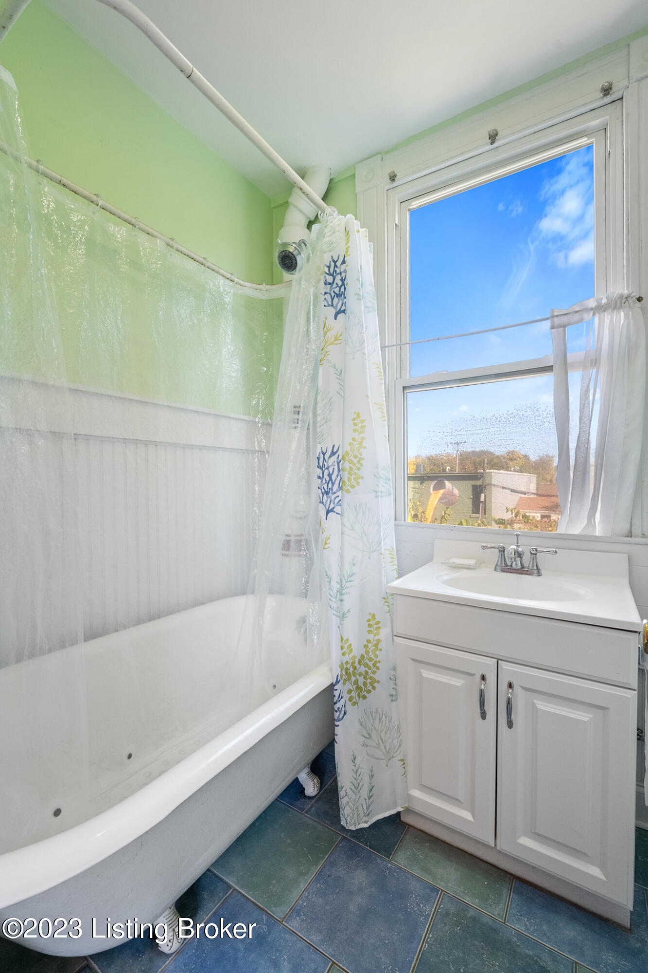 1105 Rammers Avenue Louisville, KY 40204 - Photo 25 of 31 1105 Rammers-25