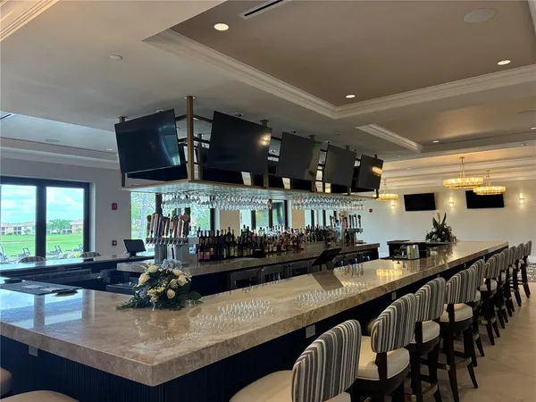 $3,500 | 6760 Willowshire Way, Bradenton, FL 34212