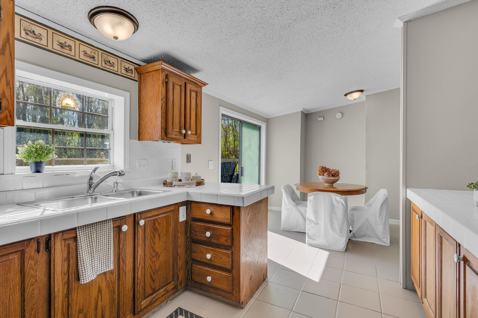 3657 McGill Road Jackson, MI 49201 - Photo 9 of 51 0N0A6047
