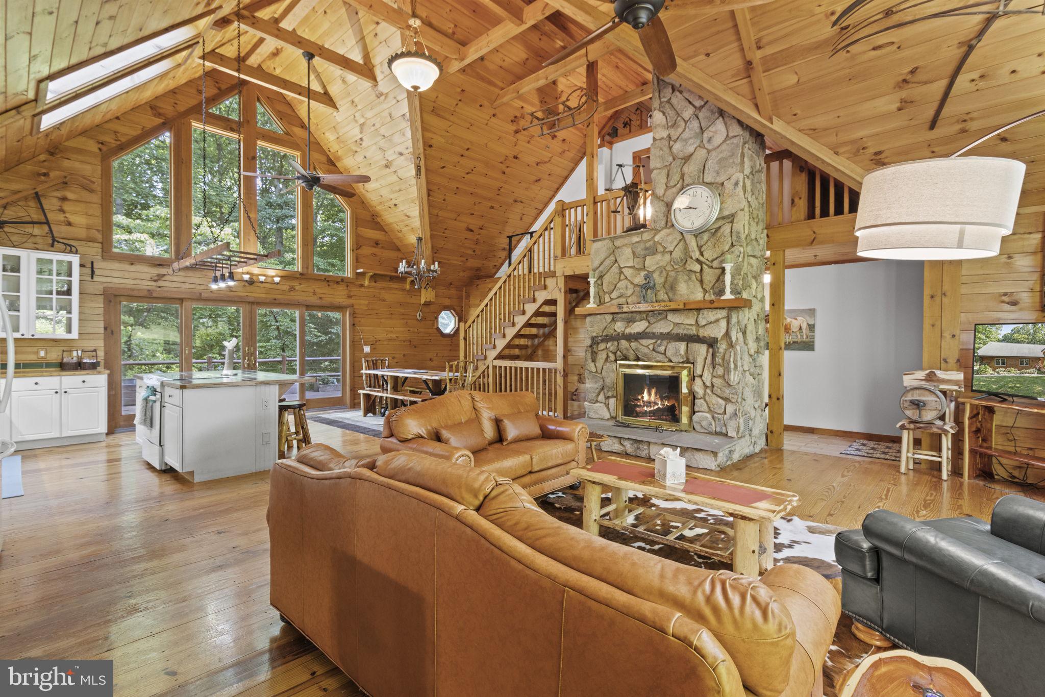 15274 Nottingham Road Upper Marlboro, MD 20772 - Photo 36 of 54 Living & Dining Combo