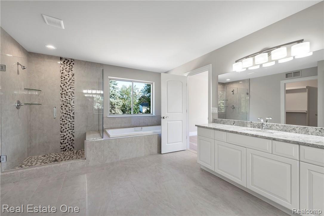 5870 Donaldson Road Troy, MI 48085 - Photo 33 of 47 5870-Donaldson-Dr-Troy-MI-48085-windowstill-33.jpg