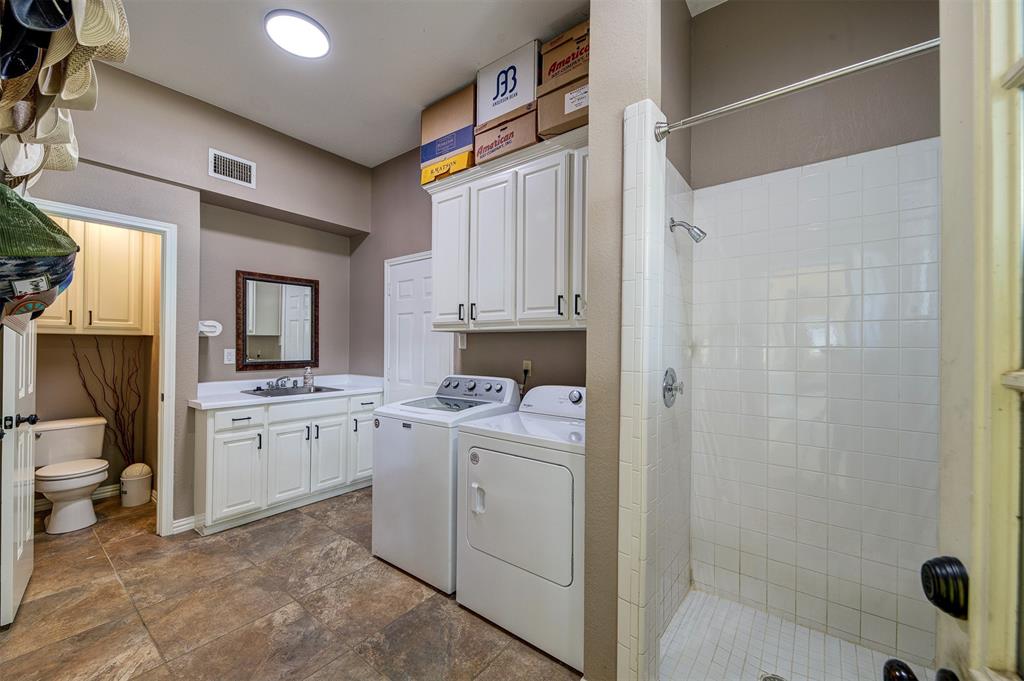 10609 Jackson Road Krum, TX 76249 - Photo 23 of 38