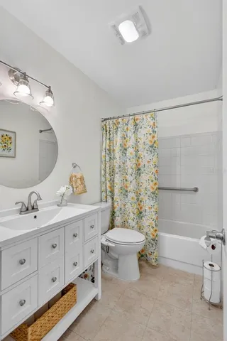 $209,900 | 4207 34th Ave Drive West, Unit 4207, Bradenton, FL 34205