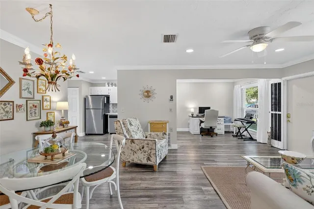 $209,900 | 4207 34th Ave Drive West, Unit 4207, Bradenton, FL 34205