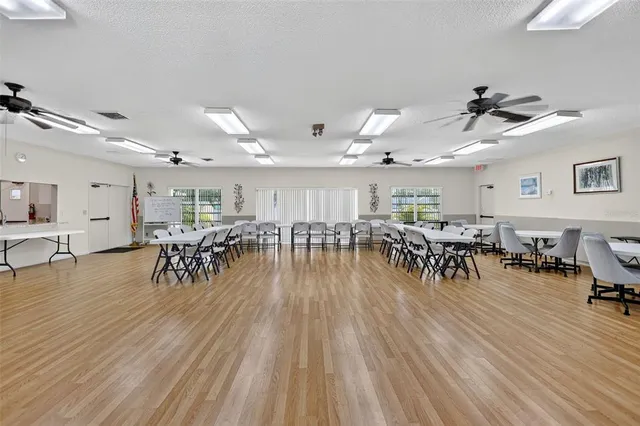 $209,900 | 4207 34th Ave Drive West, Unit 4207, Bradenton, FL 34205