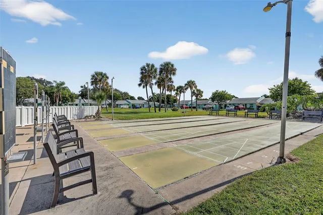 $209,900 | 4207 34th Ave Drive West, Unit 4207, Bradenton, FL 34205