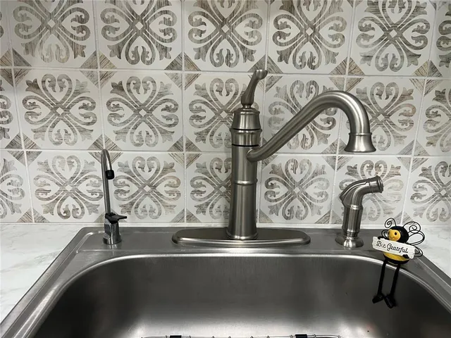 $209,900 | 4207 34th Ave Drive West, Unit 4207, Bradenton, FL 34205